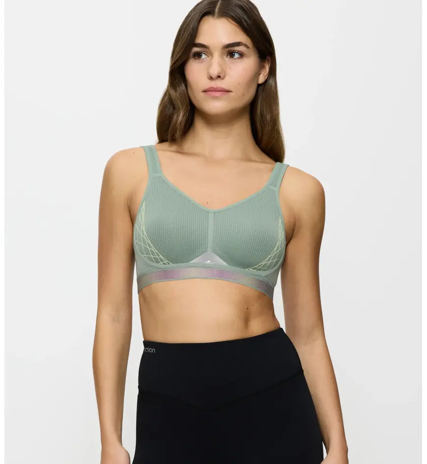 Triumph: TRIACTION CARDIO FLOW PADDED BRA