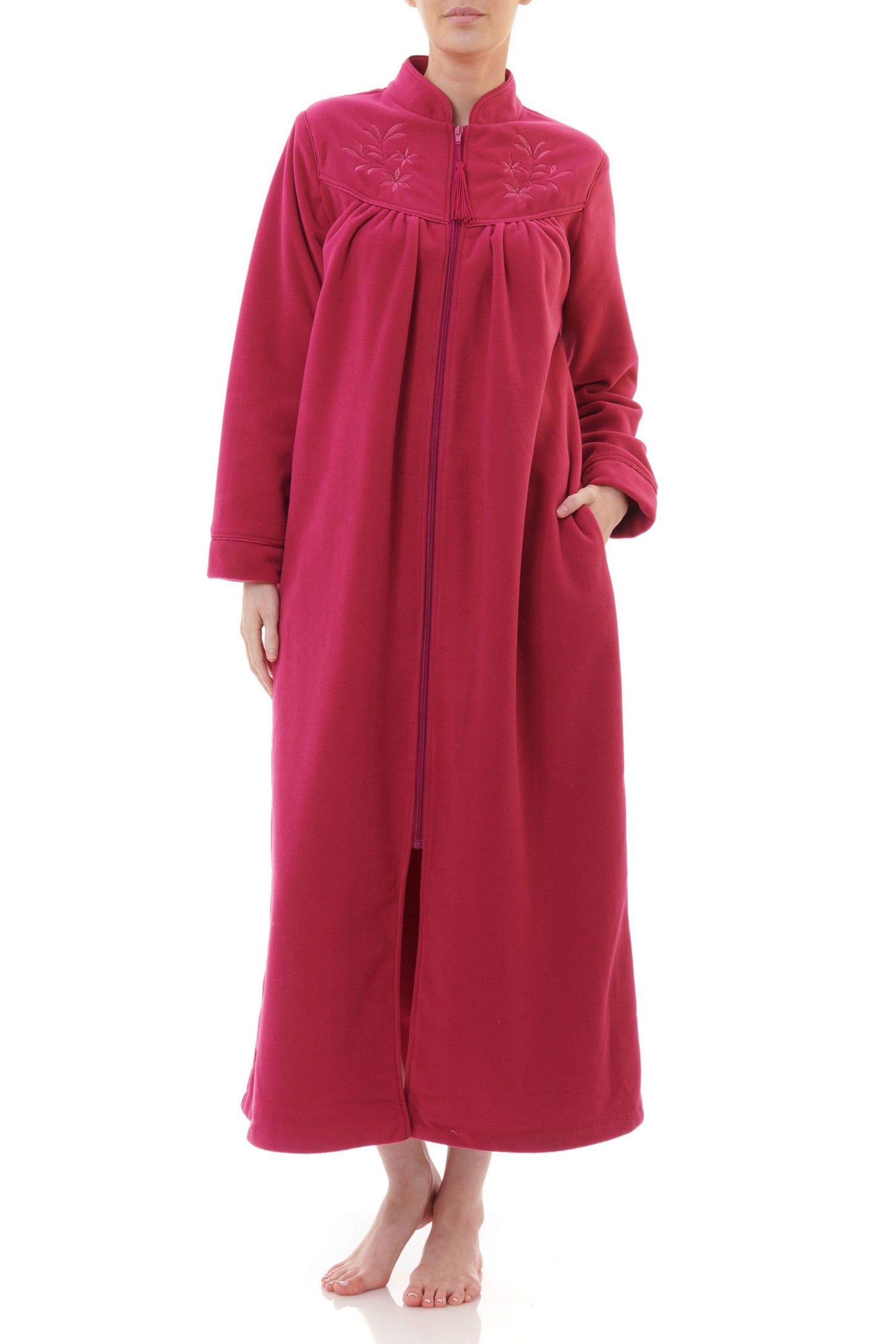 Givoni: Long Length Gown with ZIP Front. 'GB'