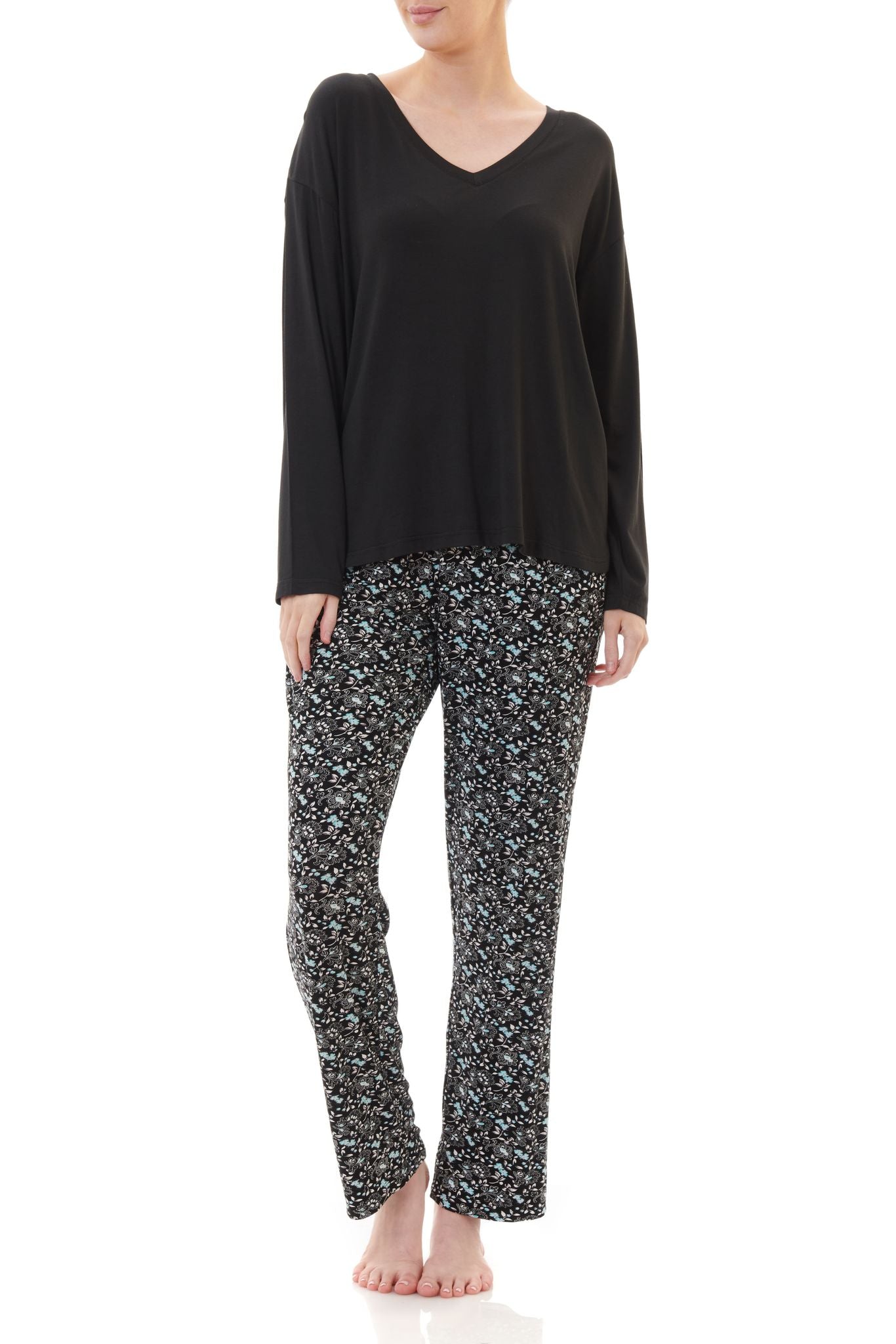 Givoni: Long Pyjamas with Long Sleeves. 'Amy'