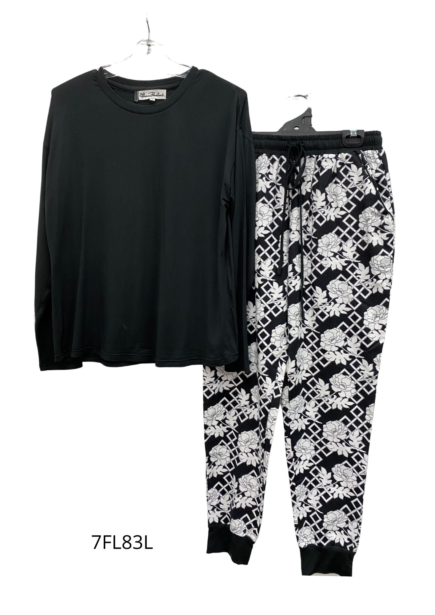 Givoni: Florence Broadhurst Ski Pyjama Floral Trellis Flannelette