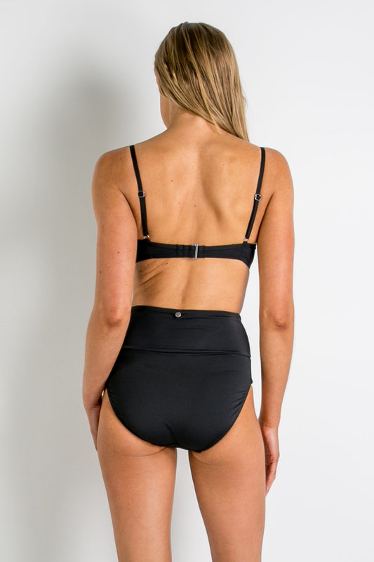 Sunseeker: Basix Super Firm Highrise Pant