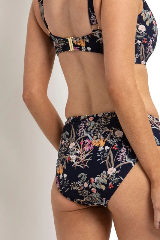 Sunseeker: Waterlily Ruched Mid Rise Pant