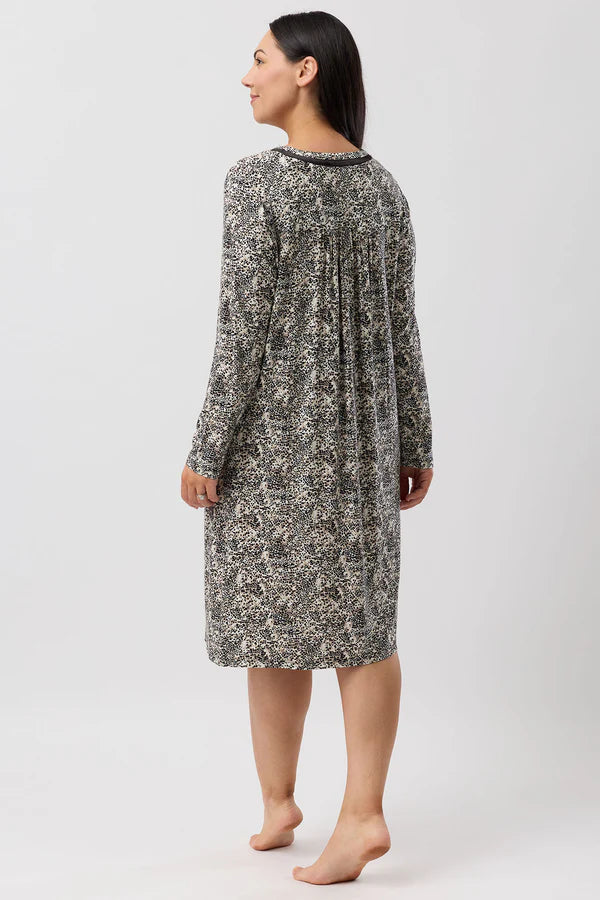 YUU: Leopard Long Sleeve Nightie