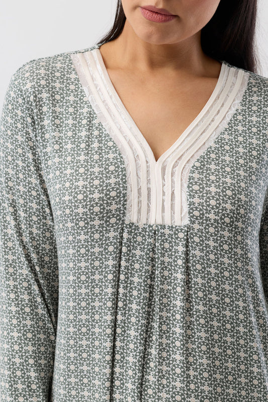YUU: Geo Long Sleeve Nightie