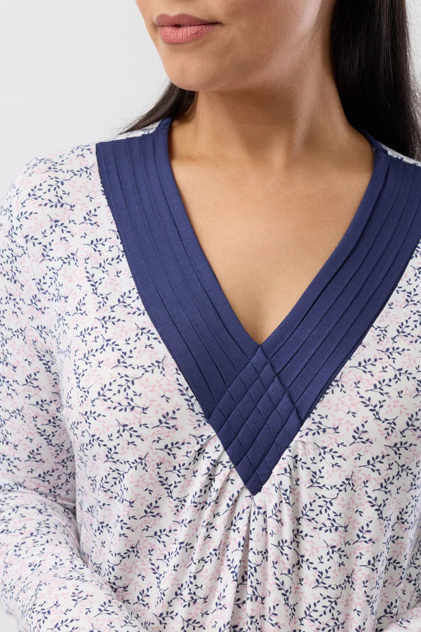 YUU: Jardin Long Sleeve Diamond Nightie
