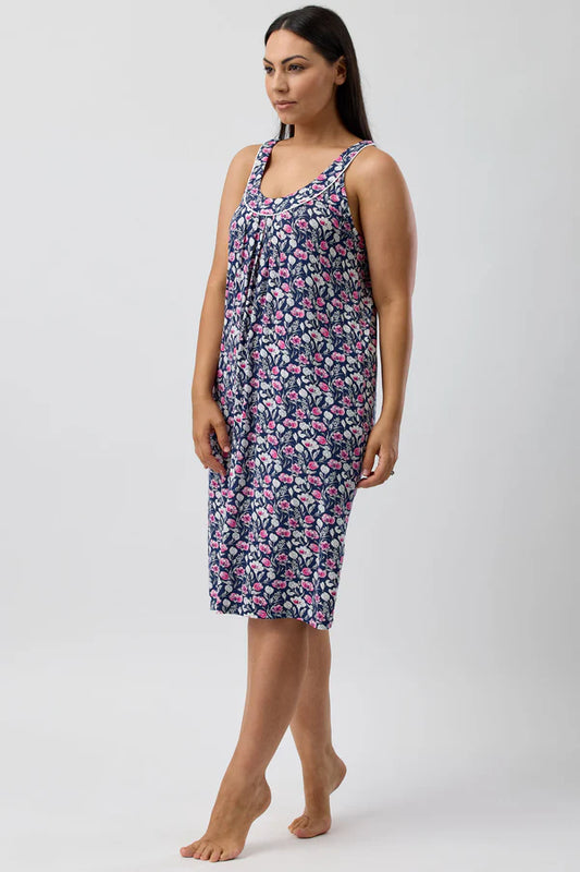 YUU Camillia Sleeveless Nightie