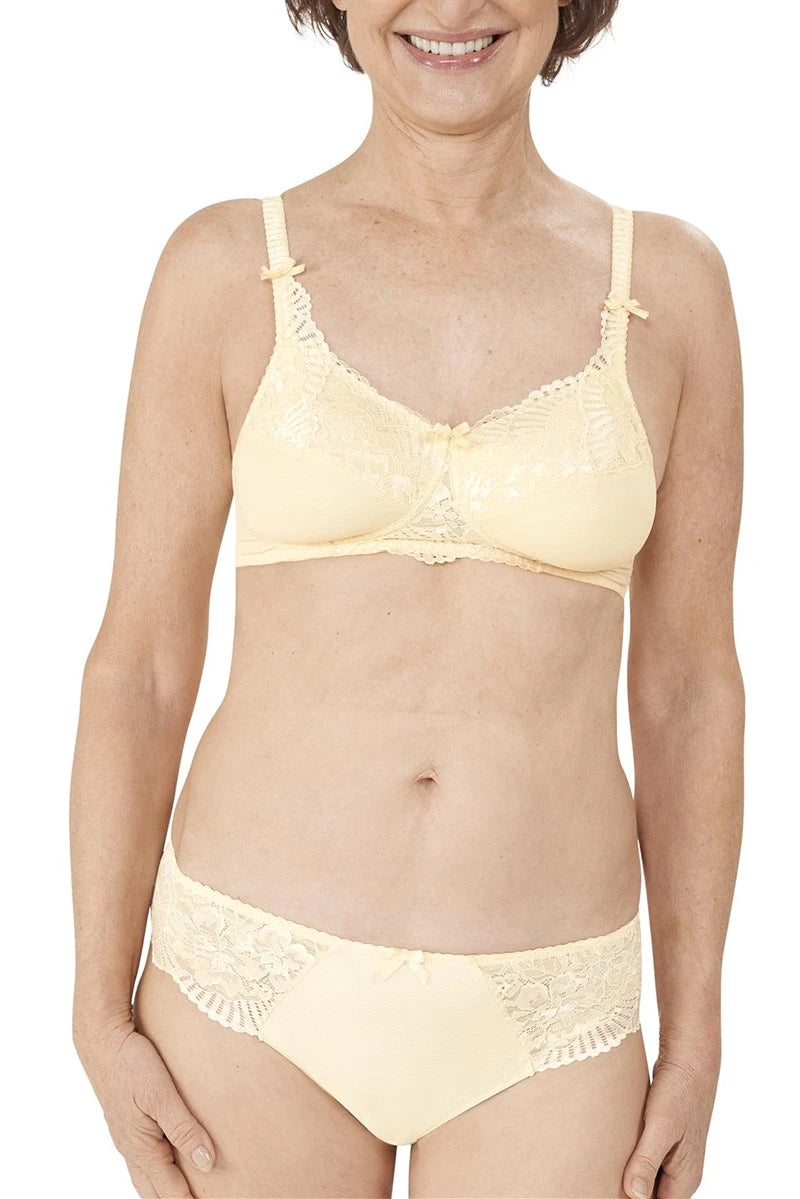 Amoena: Mariella Non-Wired Mastectomy Bra