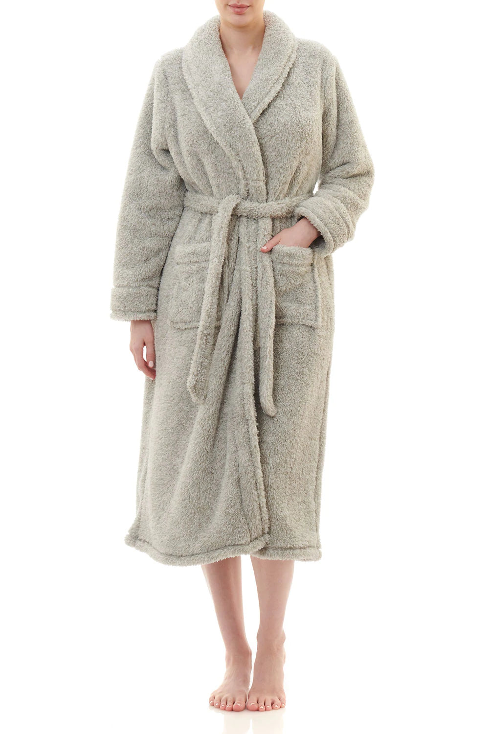 Givoni: GY Luxury Polar Long Length Wrap Gown