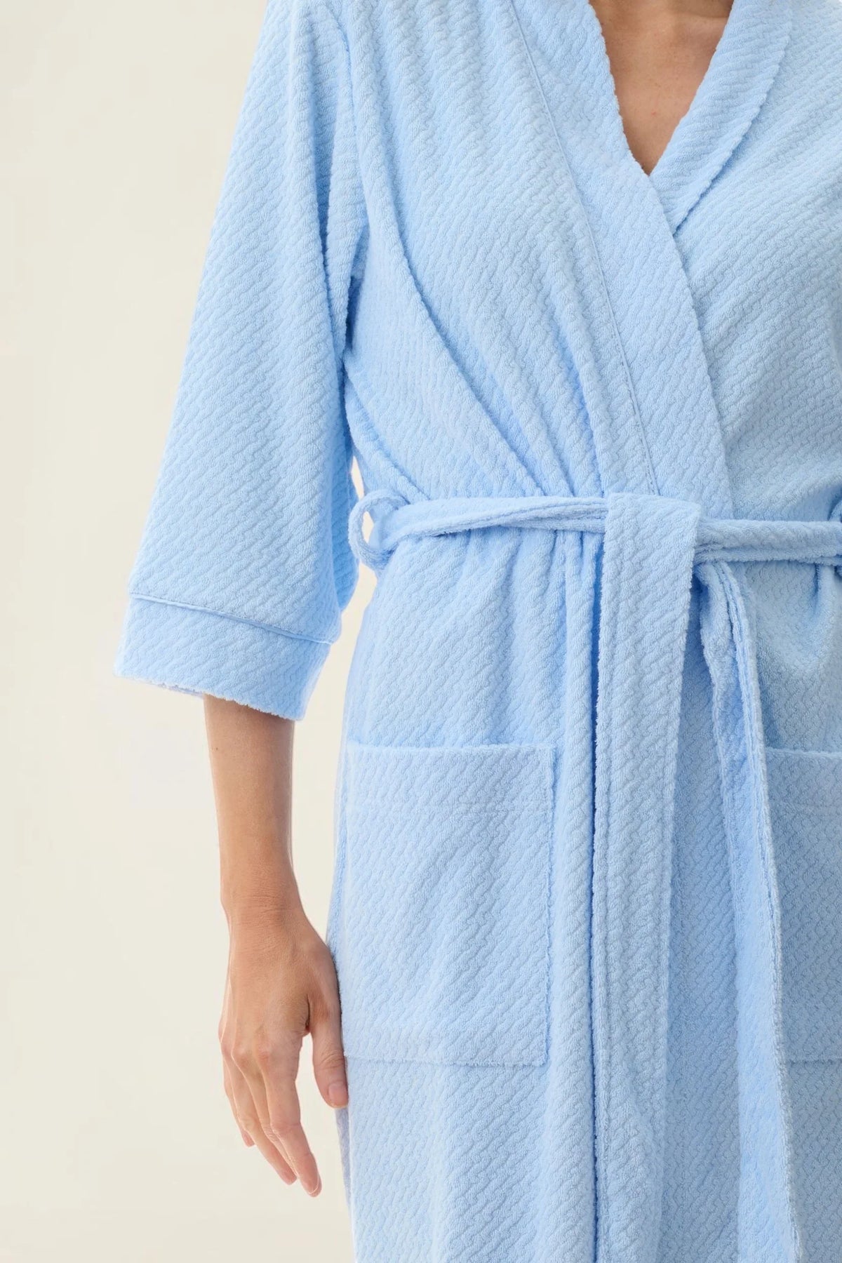 GIVONI - Jacquard Knit Short Wrap Gown