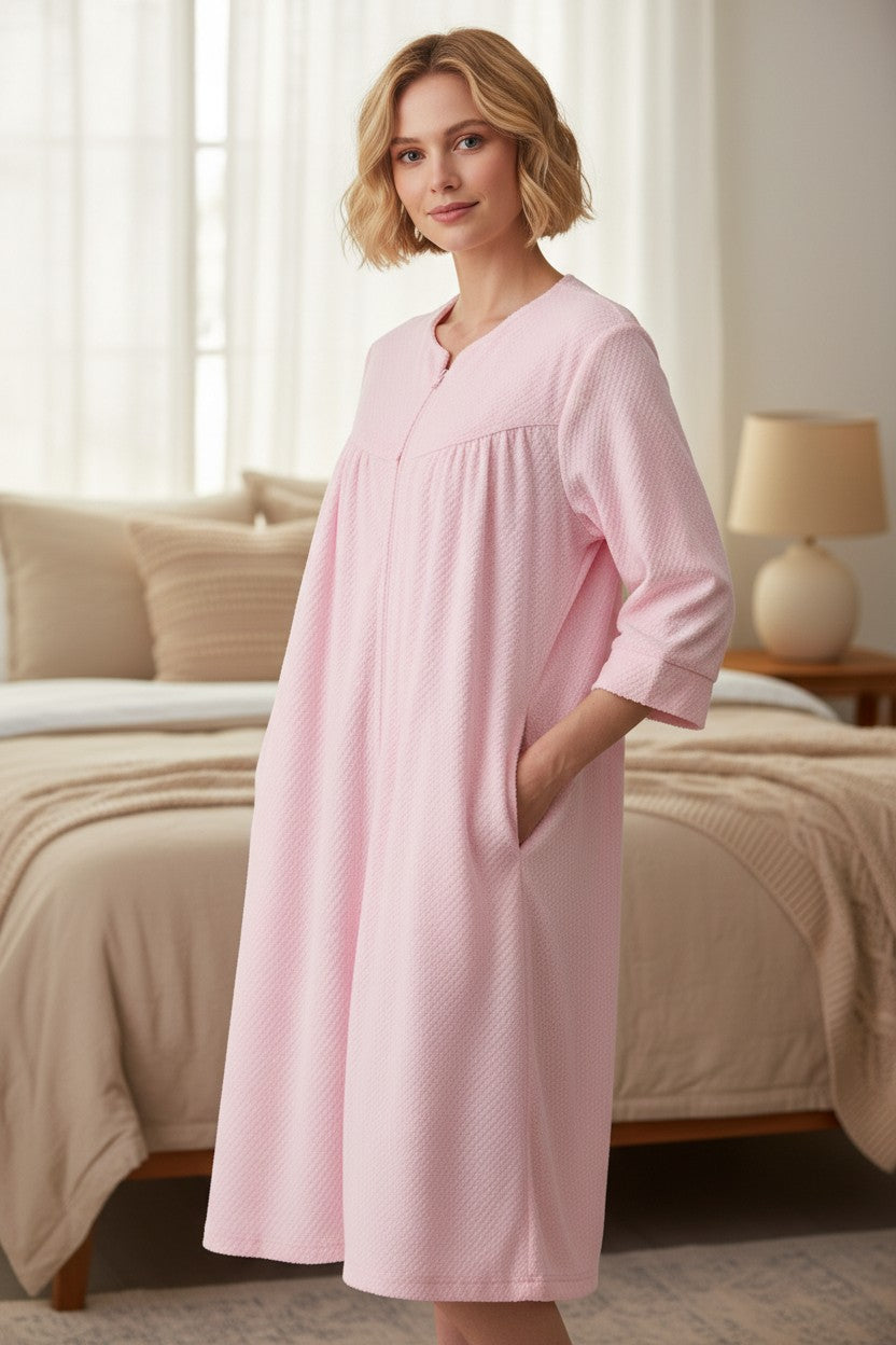 GIVONI - Jacquard Zip Front Short Gown with Yoke