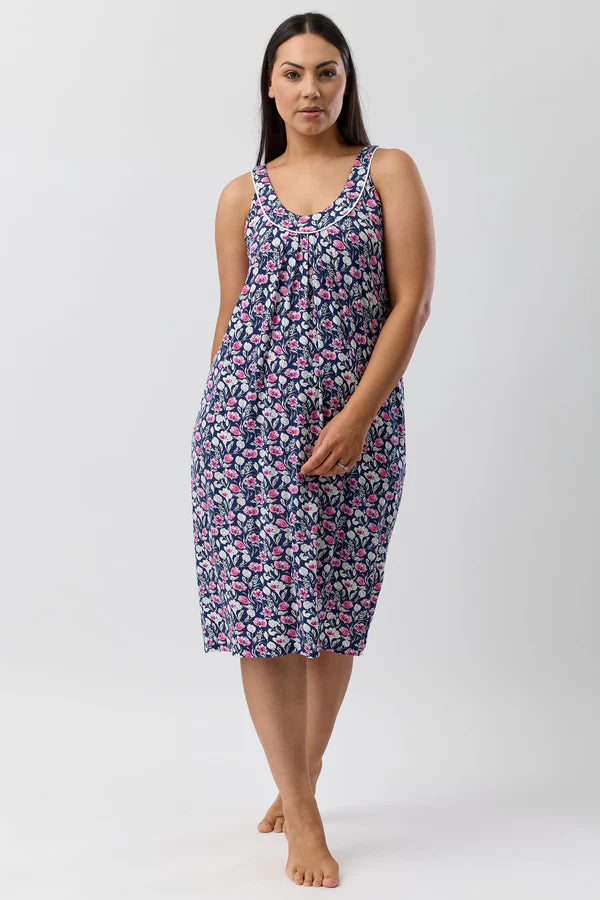 YUU Camillia Sleeveless Nightie