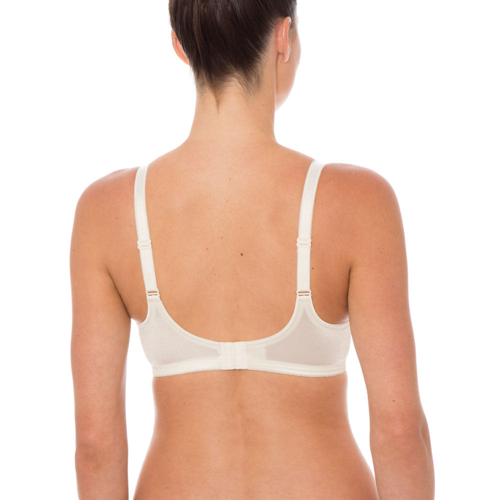 Triumph: Embroidered Minimiser Bra