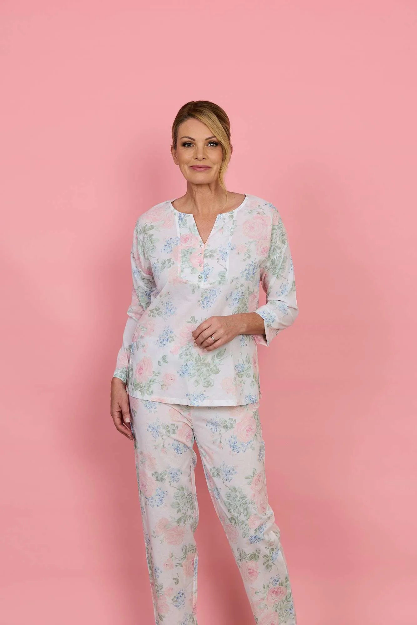 FRENCH COUNTRY:  Lilacs & Roses Pyjama Set