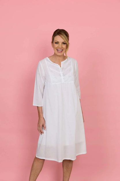 FRENCH COUNTRY:  60's White Cambric 3/4 Sleeve Nightie