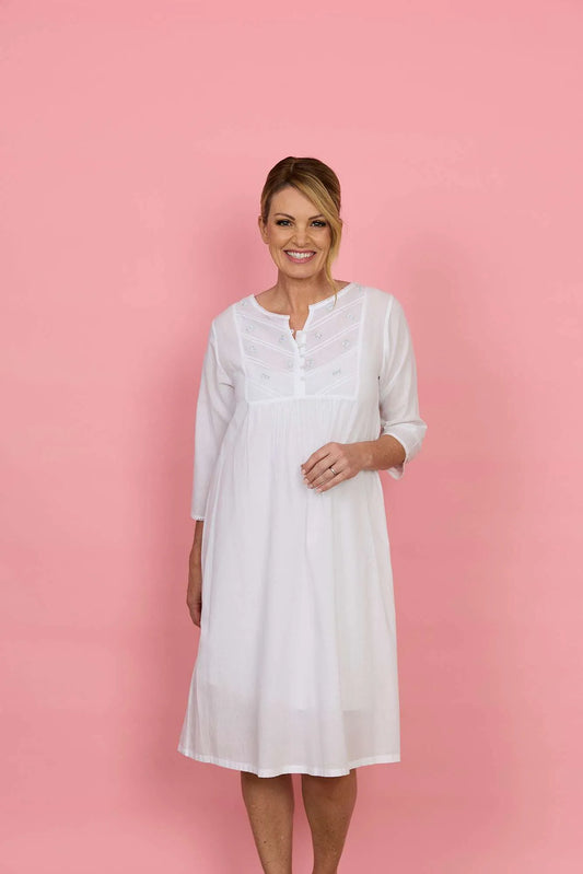 FRENCH COUNTRY:  60's White Cambric 3/4 Sleeve Nightie