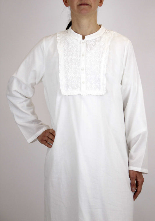 French Country: Nightie Night Gown. Cotton