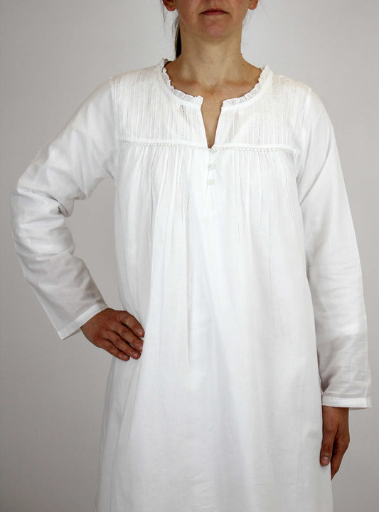French Country: Long Length Nightie Night Gown. V Neck. Cotton.