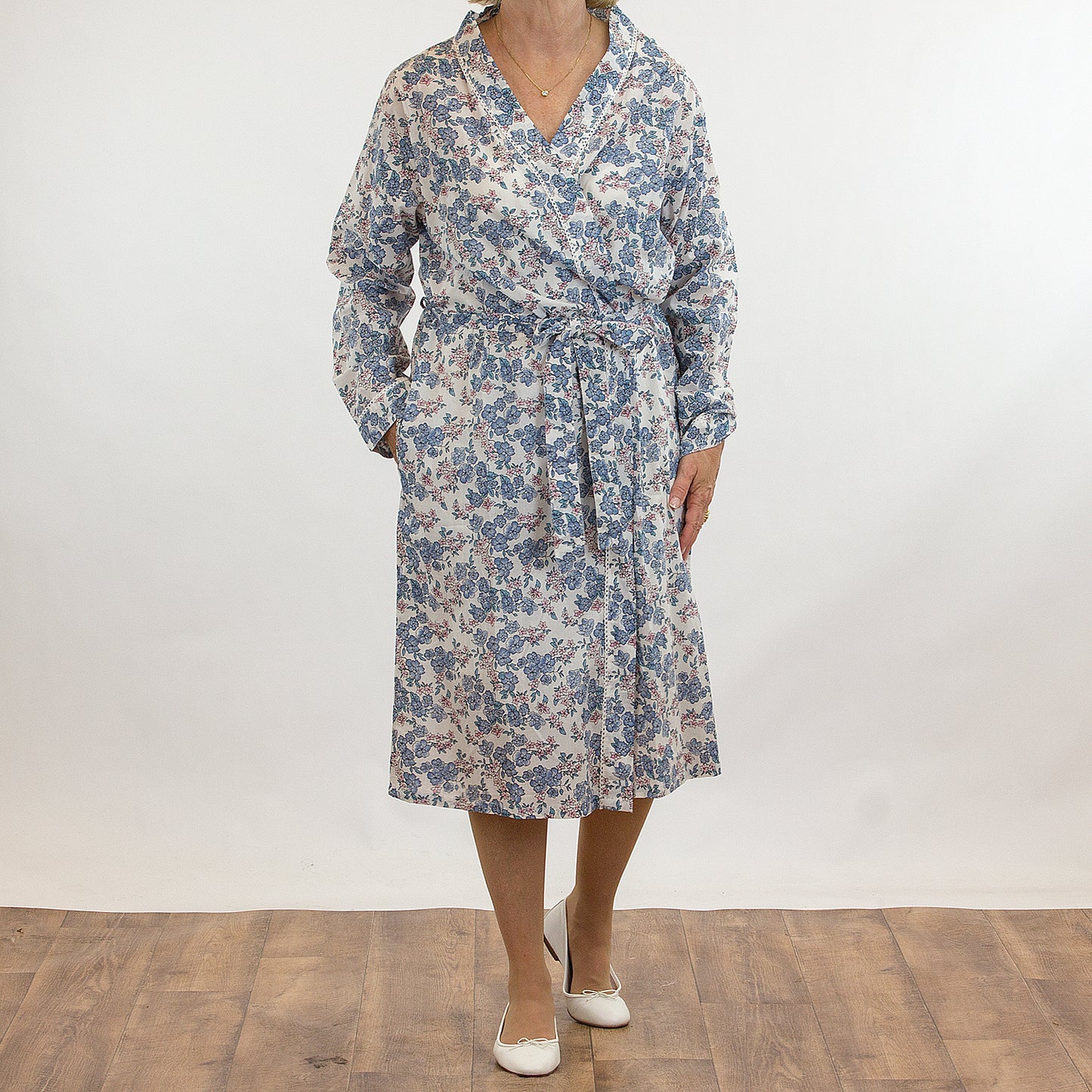 French Country: Mid Length Dressing Gown. Cotton.  'Winter Blooms'