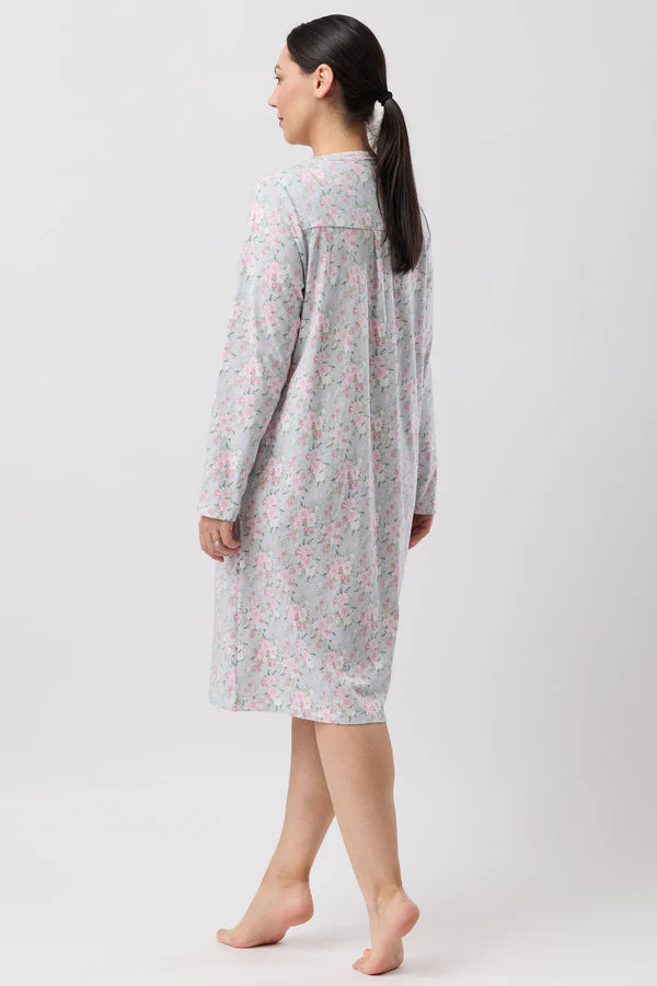 SCHRANK:  Bouquet Crochet Nightie