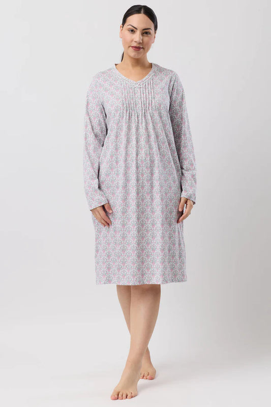 SCHRANK:  Oriental Crochet Nightie