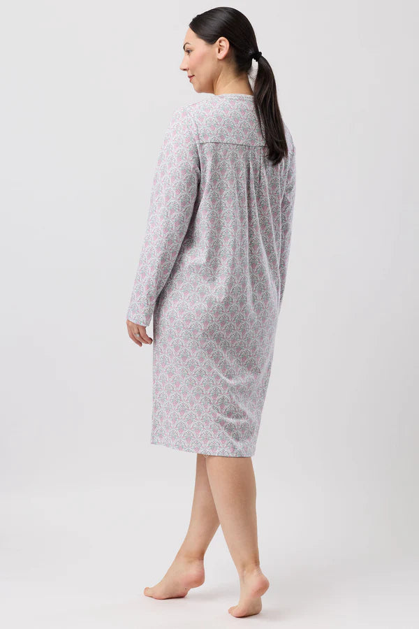 SCHRANK:  Oriental Crochet Nightie