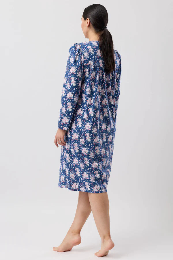 SCHRANK:  Bouquet Ruffle Nightie