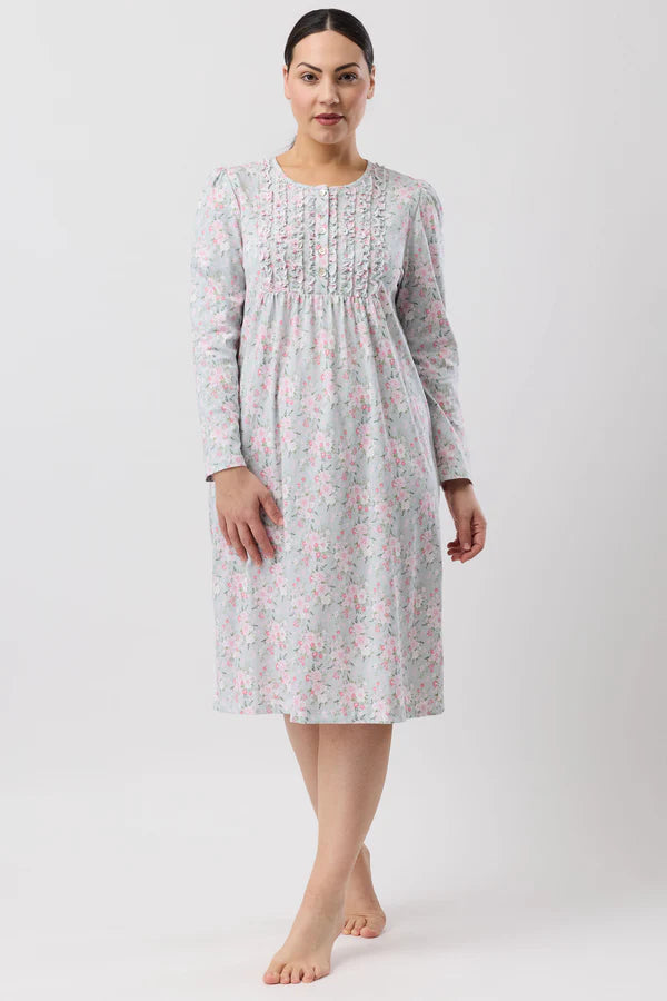 SCHRANK:  Bouquet Ruffle Nightie