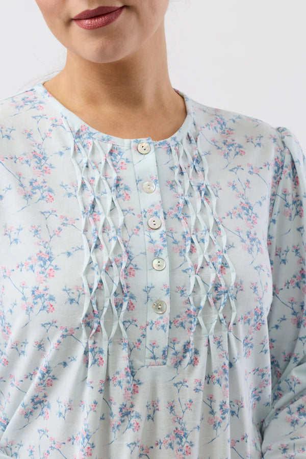 SCHRANK:  Cherry Blossom Long Sleeved Nightie