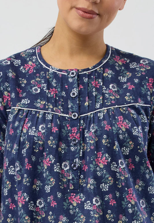 Schrank:  CRAB APPLE NIGHTIE Mid length
