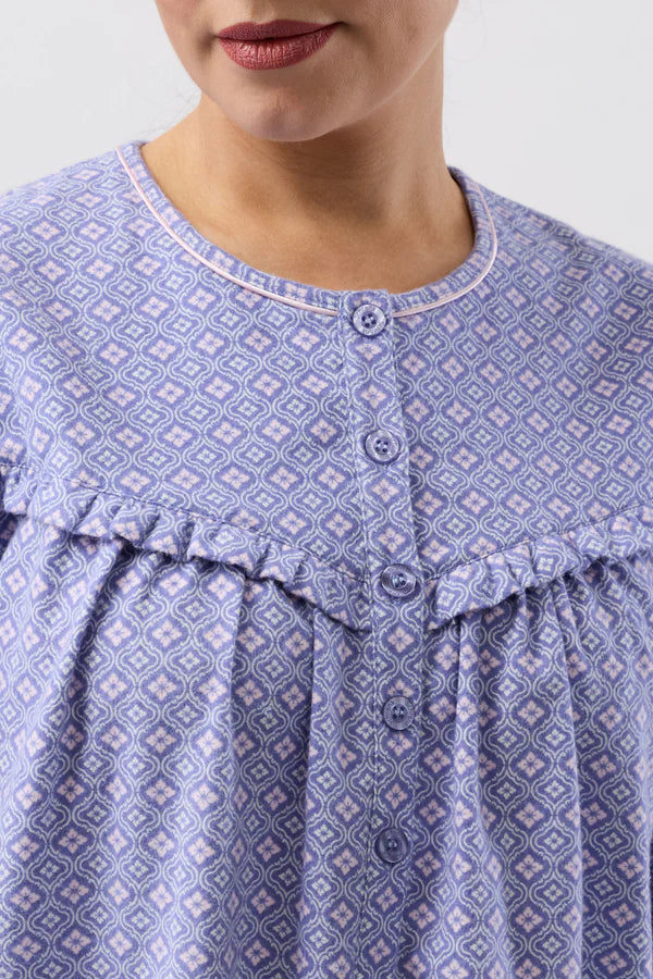 SCHRANK:  Fleur De Lys Flannelette Nightie