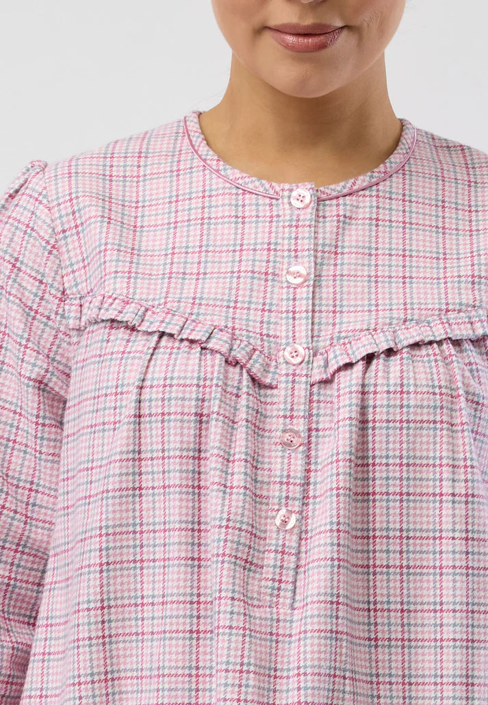 Schrank:  HOUNDSTOOTH NIGHTIE