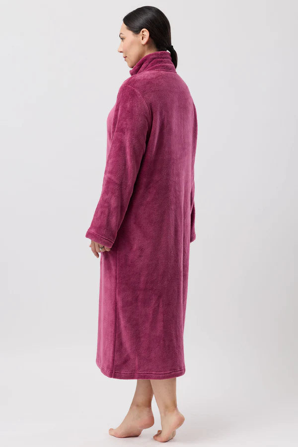 Schrank:  Mid Length Zip Dressing Gown