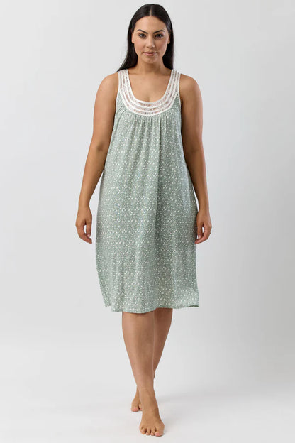 YUU Leaf Chemise Sleeveless Nightie