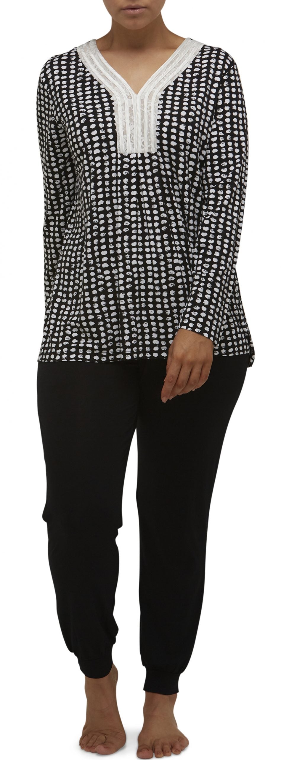 Yuu: Long Length Long Sleeve Pyjamas ' Scribble Spot'