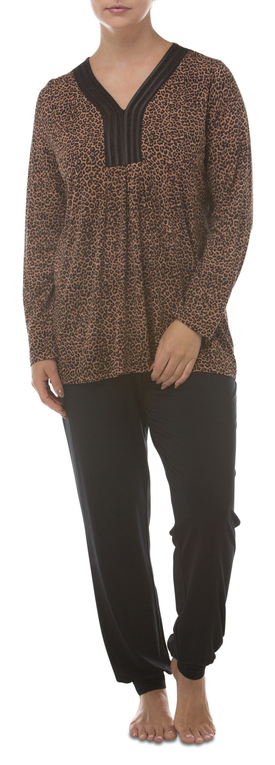 Yuu: Long Sleeve Long Pant Pyjamas. Black