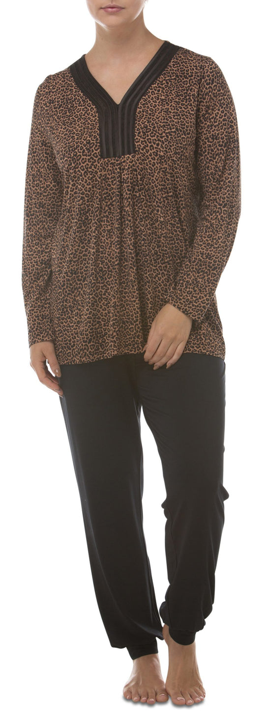 Yuu: Long Sleeve Long Pant Pyjamas. Black