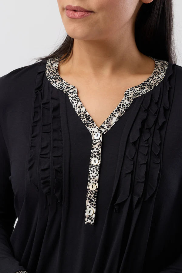 YUU:   Leopard Long Sleeve Nightie