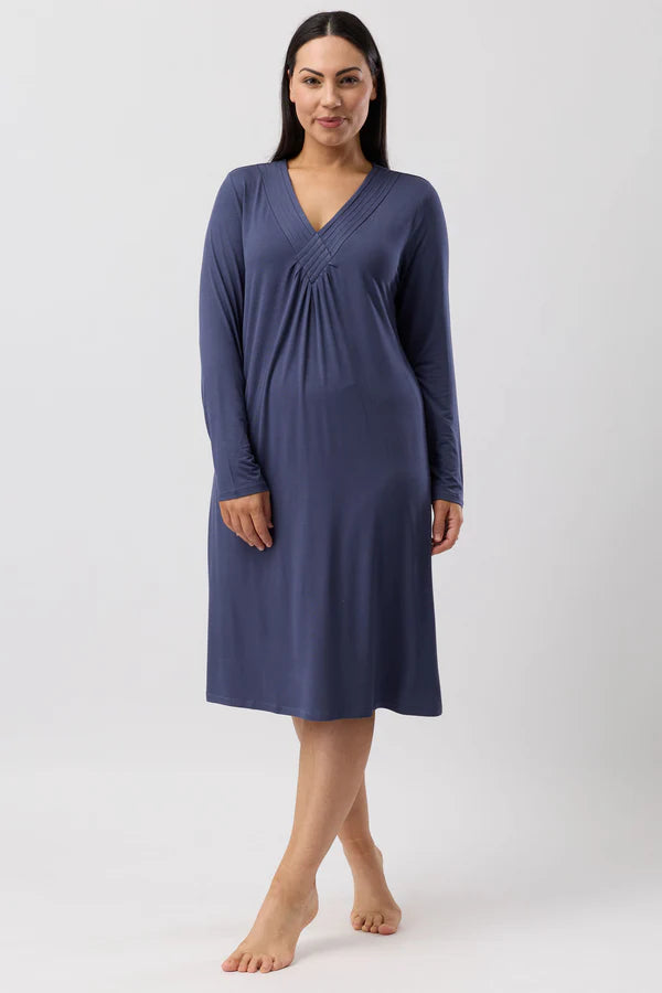 YUU:   Tulip Diamond Pleat Nightie