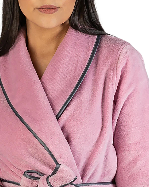 Yuu:  Satin Trim Robe Long