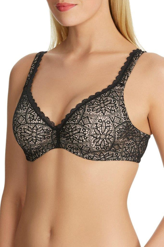 Berlei: Barely There Lace Contour