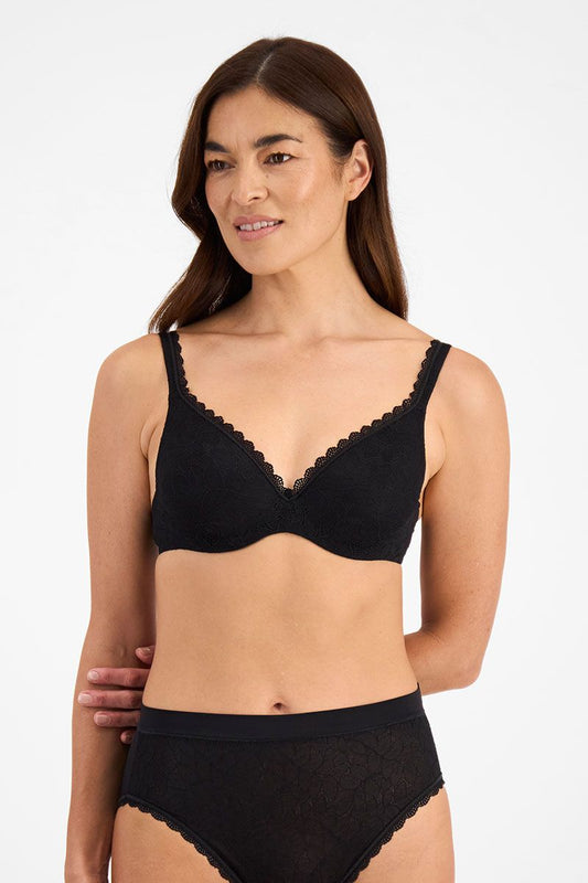 Berlei: Barely There Lace Contour Bra