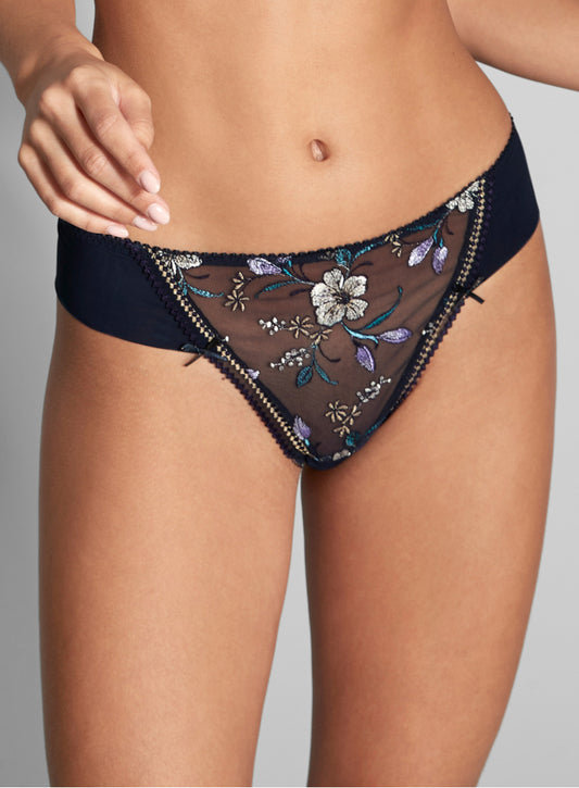 Empreinte: Lauren String